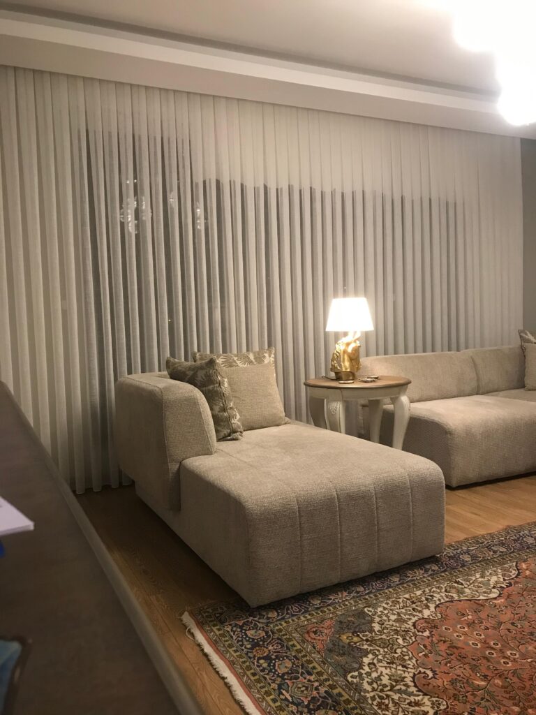 SADE VE ŞIK