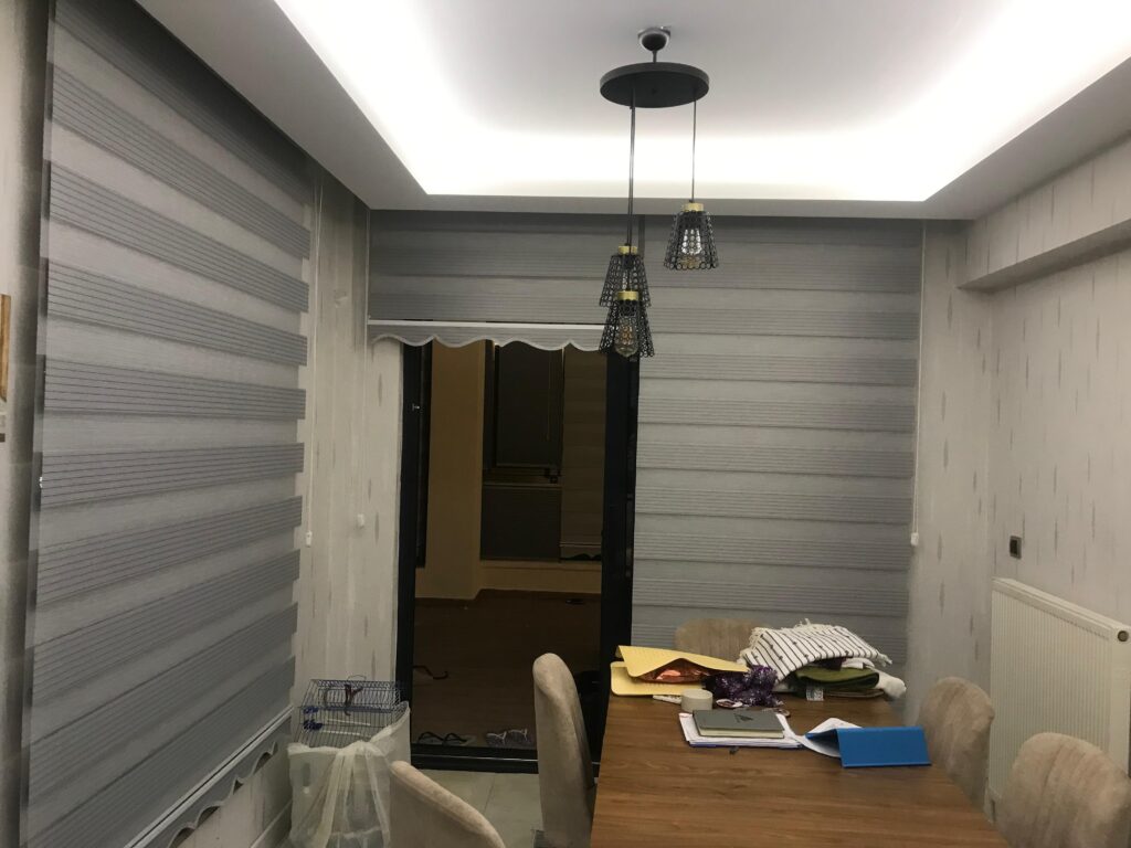 SADE VE ŞIK